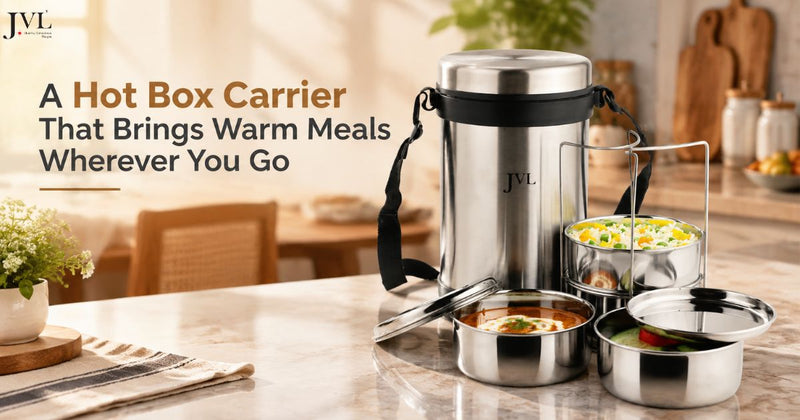 A Hot Box Carrier That Brings Warm Meals Wherever You Go