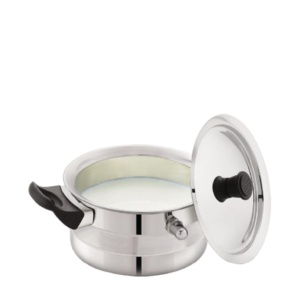 Flat milk boiler